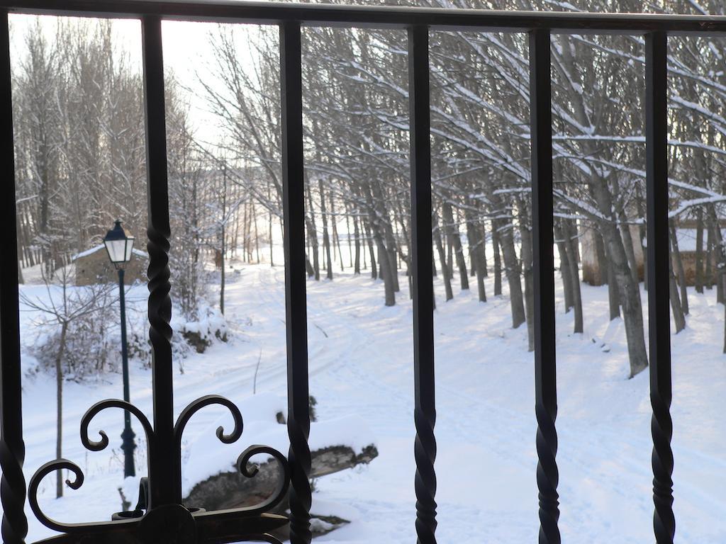 Апартаменты La Insula De Кастильнуэво Экстерьер фото